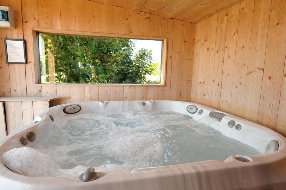 Ker Gana Sauna -jacuzzi Plourin  Esterno foto